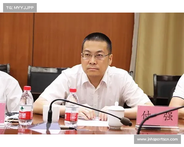 喻涛付刚强携手承办赛事倡导会员享受高球社交互动乐趣 喻涛付刚强携手承办赛事倡导会员享受高球社交互动乐趣