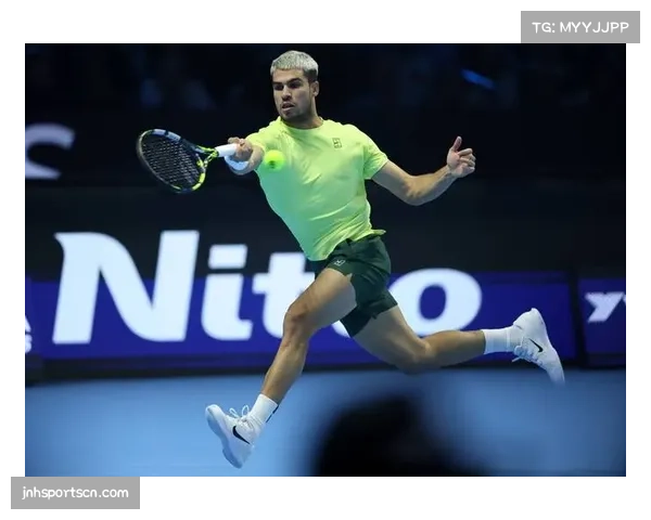 阿尔卡拉斯22岁创最年轻纪录 ATP年终总决赛夺冠铸就新传奇